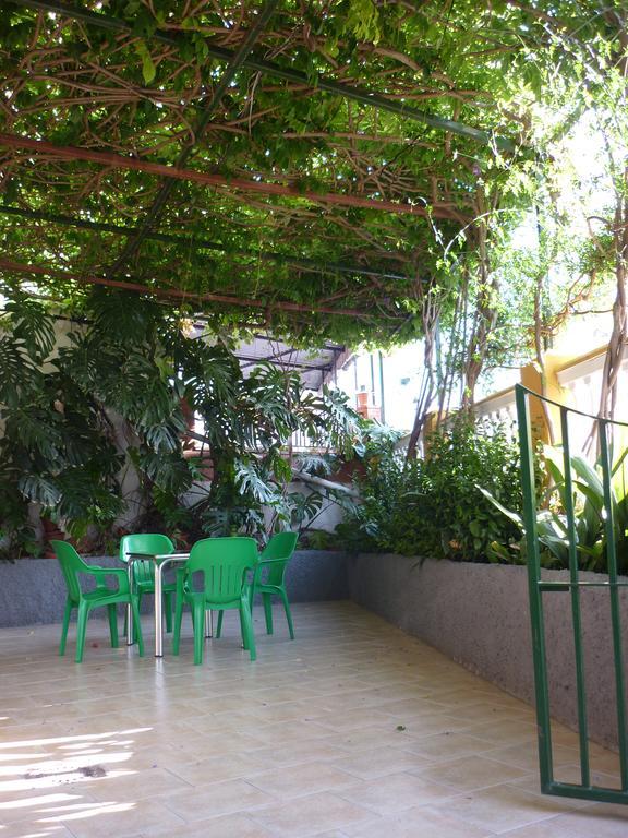 Hotel Las Flores Tolox Zewnętrze zdjęcie