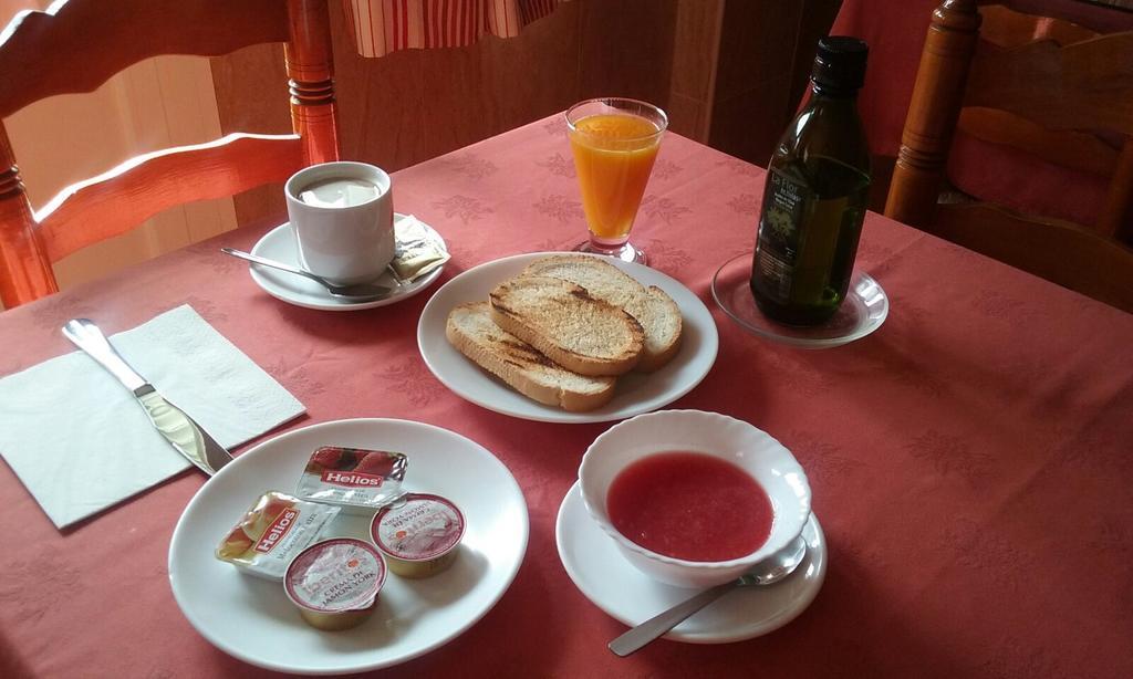 Hotel Las Flores Tolox Zewnętrze zdjęcie