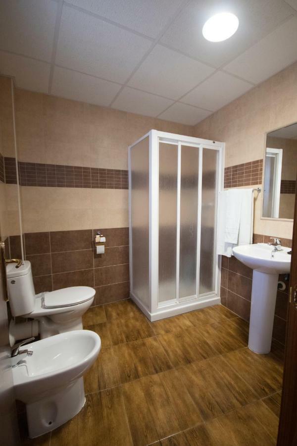 Hotel Las Flores Tolox Zewnętrze zdjęcie
