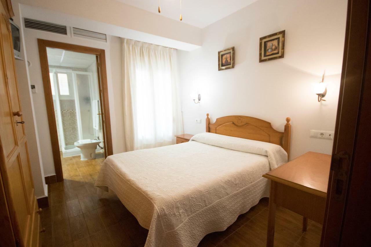 Hotel Las Flores Tolox Zewnętrze zdjęcie