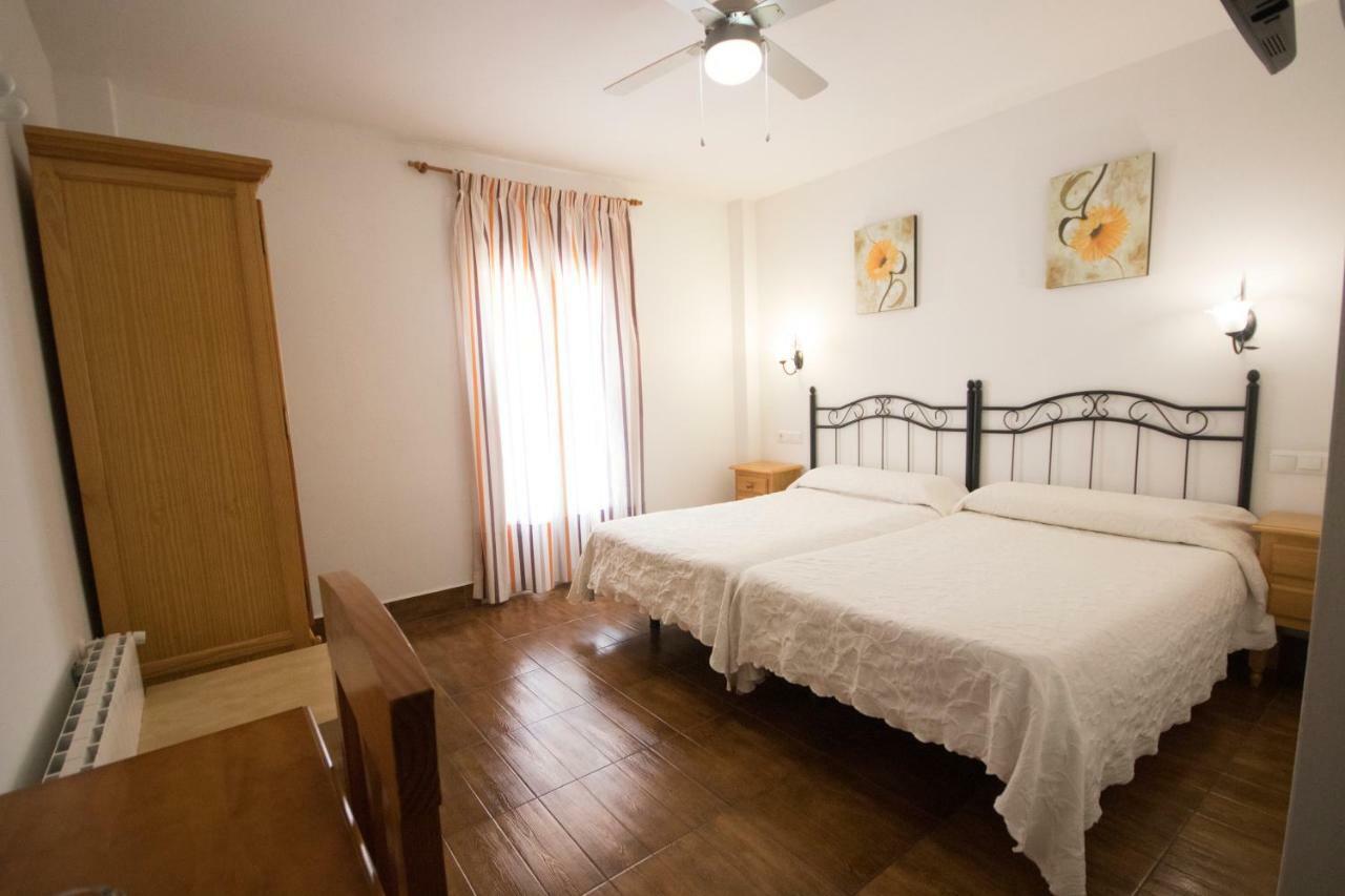 Hotel Las Flores Tolox Zewnętrze zdjęcie
