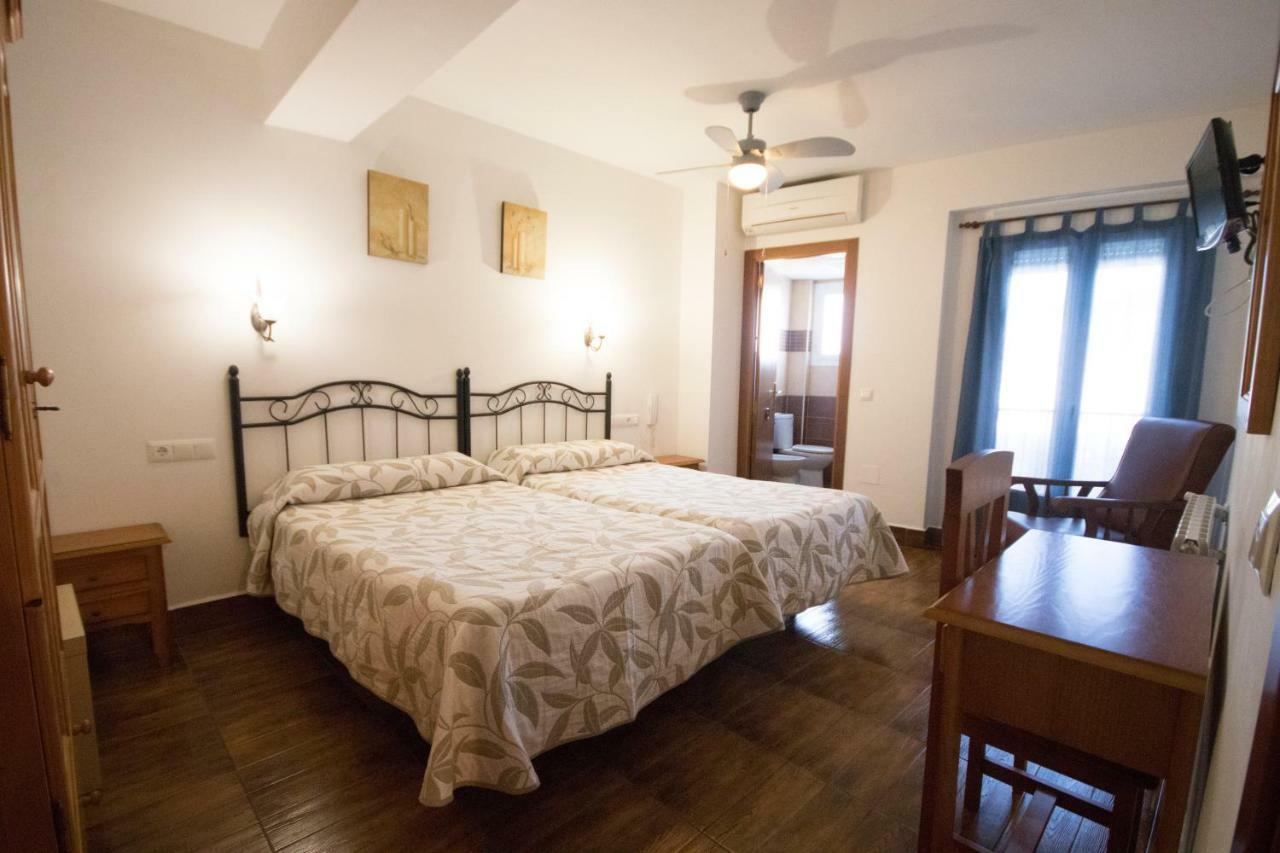 Hotel Las Flores Tolox Zewnętrze zdjęcie